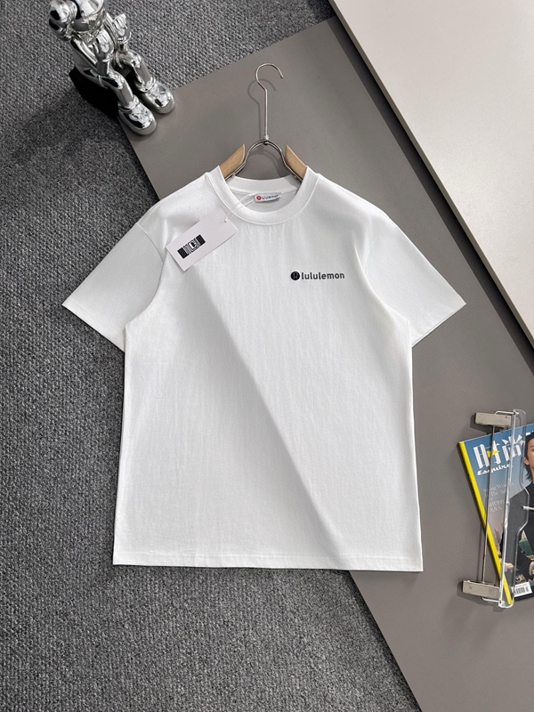 ブランドTシャツ正面デザイン